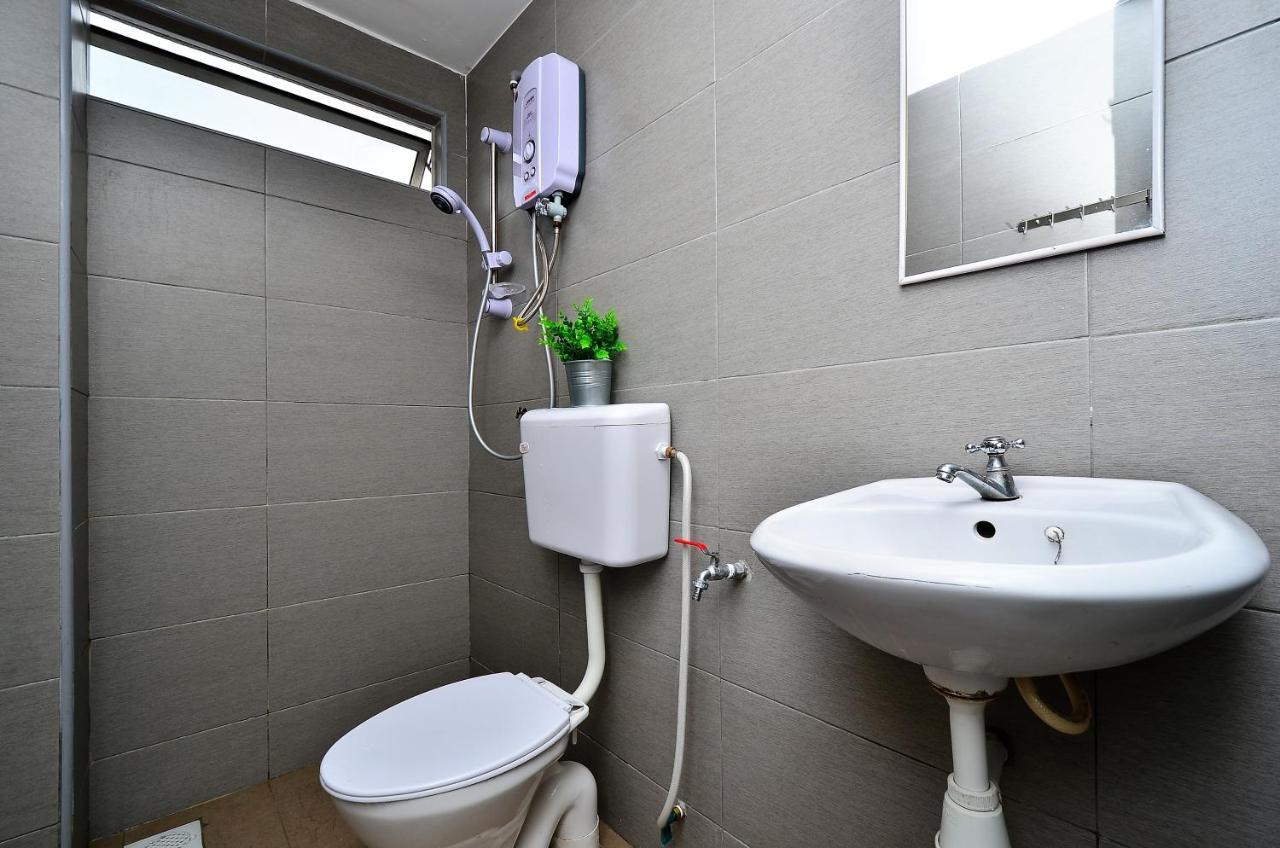Ferienwohnung Menjalara Kepong Desapark & Mitec 中文房东 Kuala Lumpur Exterior foto