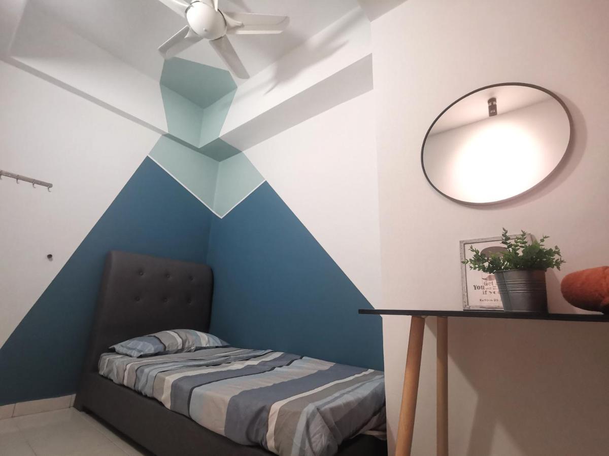 Ferienwohnung Menjalara Kepong Desapark & Mitec 中文房东 Kuala Lumpur Exterior foto